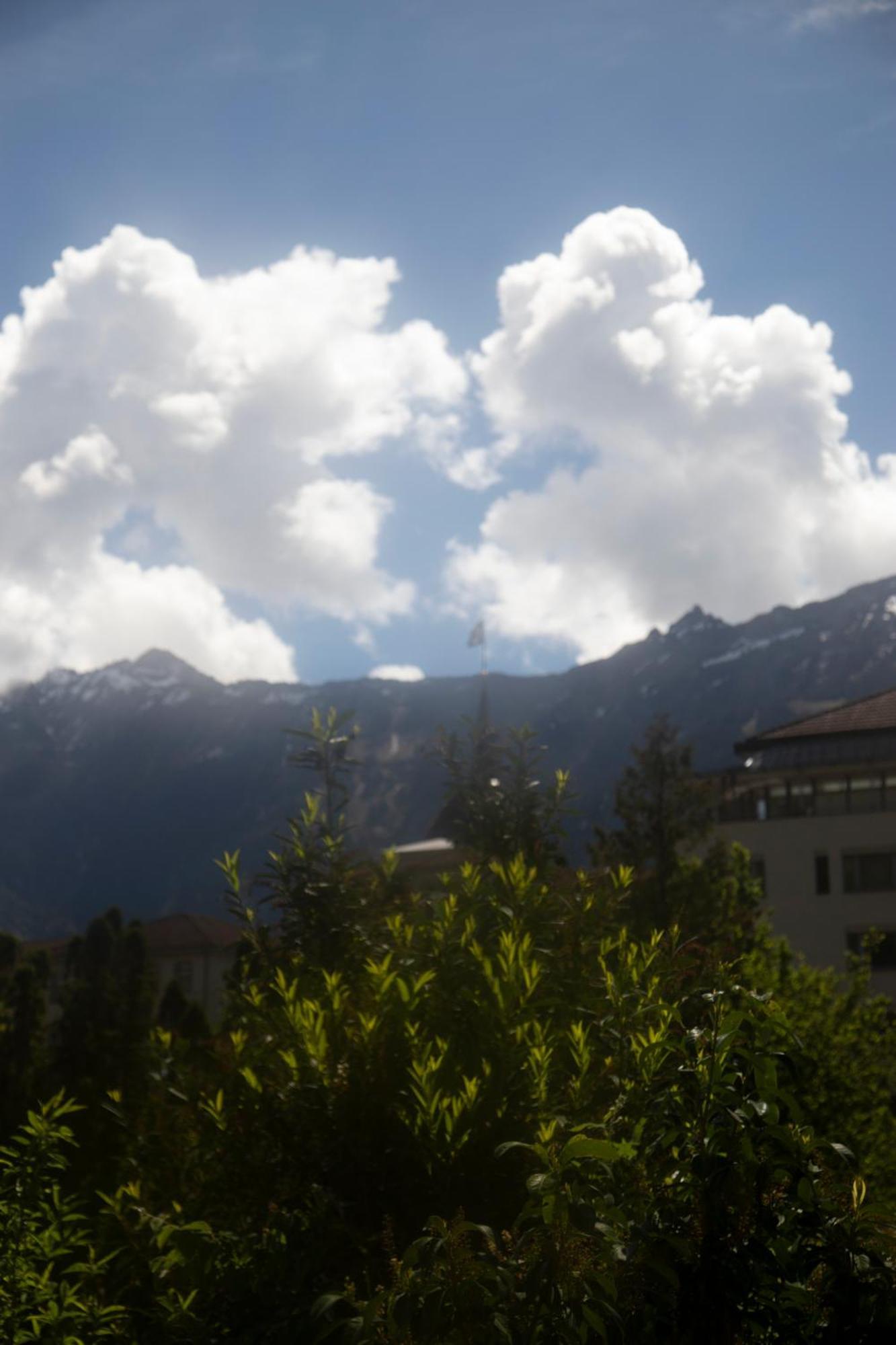 Between Lakes Apartments - 54 Интерлакен Экстерьер фото